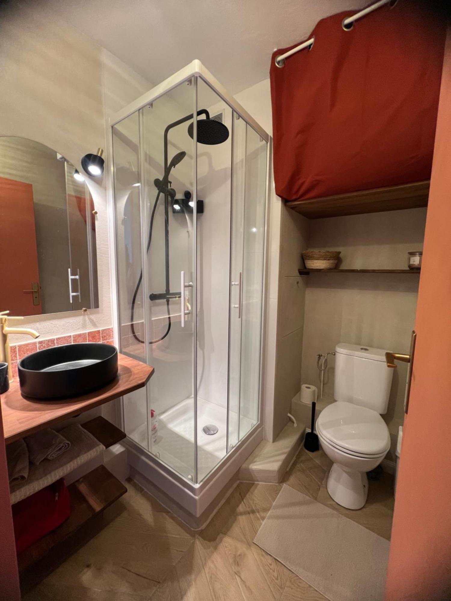 Apartment Cosy, Piscine, Parking, 5min Plage, *